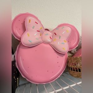 LASR EXCLUSIVE Minnie Macaron Loungefly